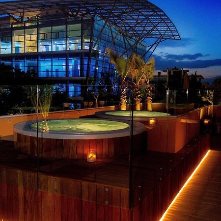 Metropol Ceccarini Suite - Luxury Apartments Riccione Exterior photo