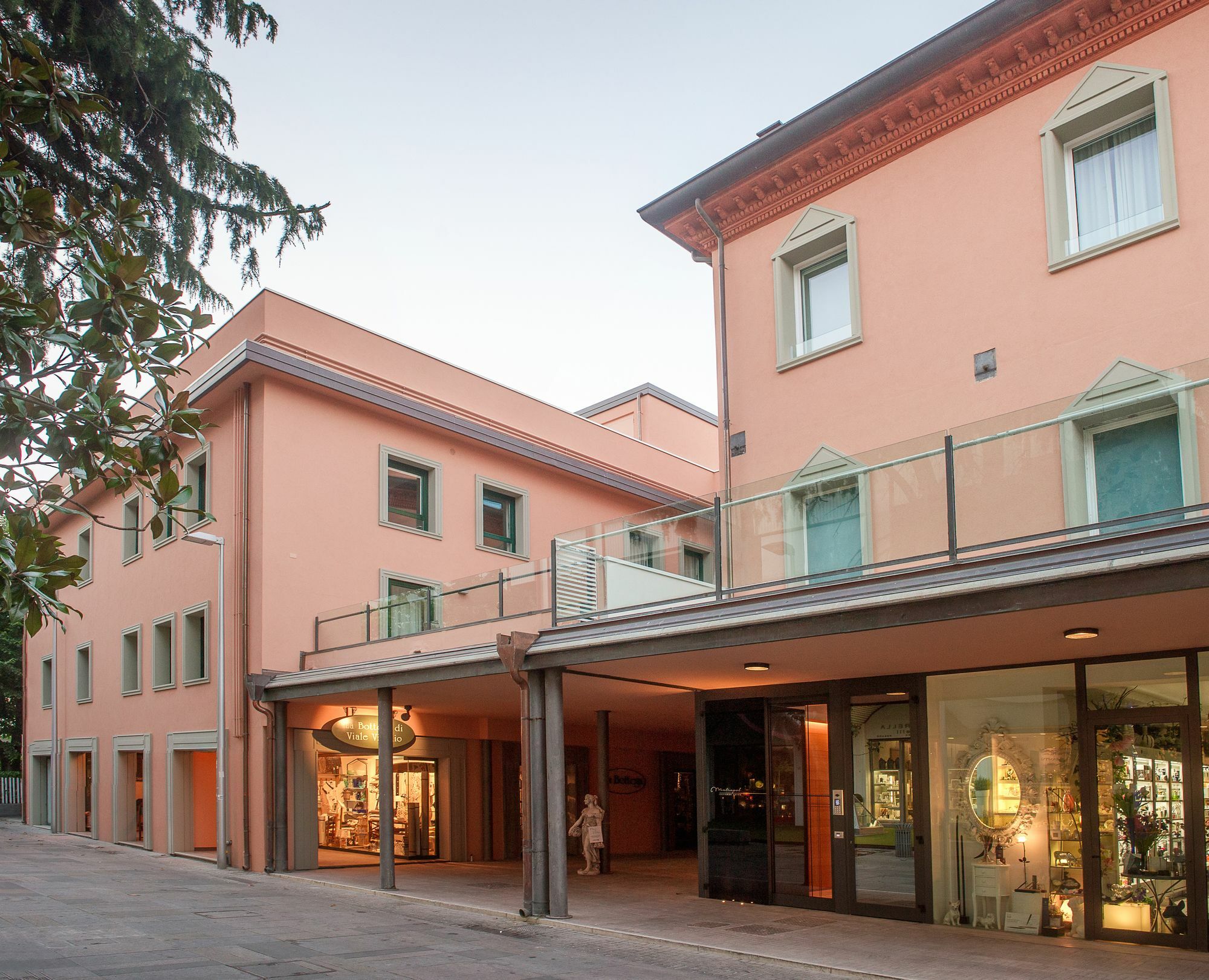 Metropol Ceccarini Suite - Luxury Apartments Riccione Exterior photo